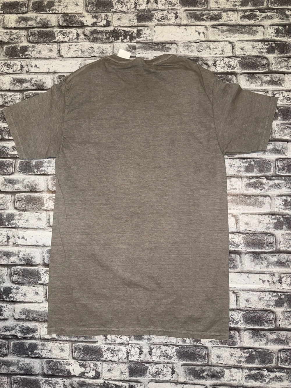 Women’s NWT Size Small Motley Crew Rhinestone T-shirt Stone Washed Gray New - Picture 7 of 7
